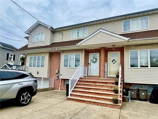 33 Poplar Ave, Staten Island, NY 10309
