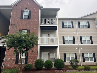 621 Marshtree Ln Unit 303, Fayetteville, NC 28314