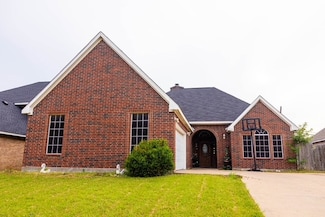 7506 Quail Springs Dr, Arlington, TX 76002