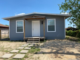 237 Avenue H, Poteet, TX 78065