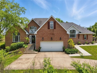 707 Kathleen Dr, Clairton, PA 15025