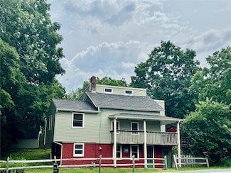 312 Coldenham Rd, Walden, NY 12586