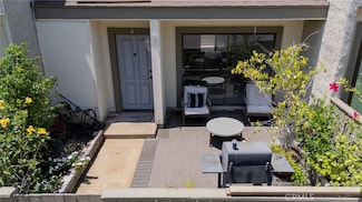 9551 Sepulveda Blvd Unit 4, North Hills, CA 91343