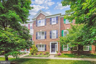 5021 Village Fountain Place, Centreville, VA 20120