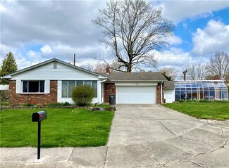1926 Salem Square, Indianapolis, IN 46227
