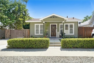 1982 Corson St, Pasadena, CA 91107