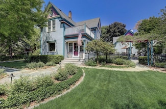 N50W7228 Western Rd, Cedarburg, WI 53012