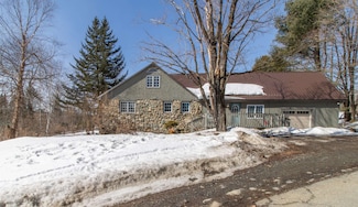 588 Breezy Hill Rd, Barton, VT 05822