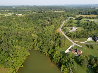 780 Waterside Dr, Dandridge, TN 37725