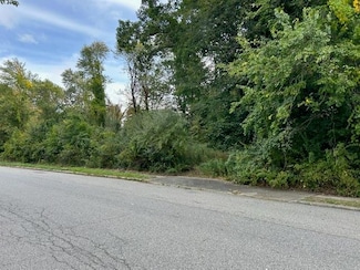 1574 Front St, Yorktown Heights, NY 10598