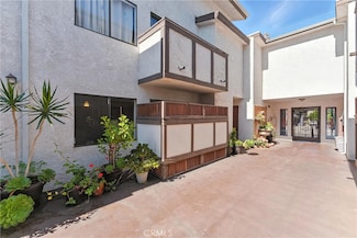6250 Fulton Ave Unit 104, Van Nuys, CA 91401