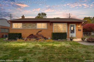 6927 Apache Trail, Westland, MI 48185