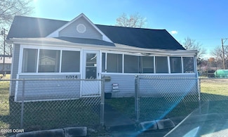 1014 E Furnace St, Joplin, MO 64801