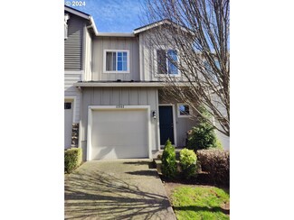 12982 SE 156th Ave, Happy Valley, OR 97086