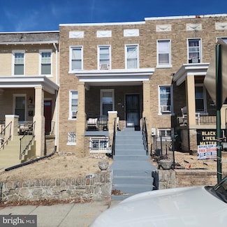 1114 Oates St NE, Washington, DC 20002