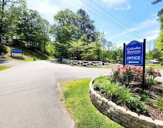 723 Morgan Dr, Leeds, AL 35173