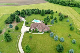 2183 Wagon Trail Rd, White Heath, IL 61884