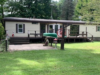 15070 Rapids Dr, Hersey, MI 49639