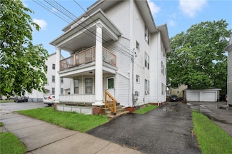 14 Radcliffe Ave, Providence, RI 02908