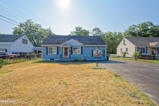 1821 Cassella Rd, Schenectady, NY 12303