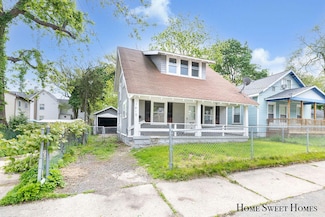 1010 Gibson Place SE, Grand Rapids, MI 49507