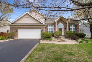 145 Barnes Rd, Elgin, IL 60124