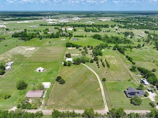 1281 Vz County Road 3415, Wills Point, TX 75169