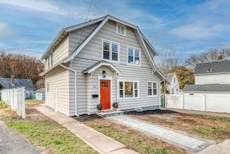 163 Waite St, Hamden, CT 06517