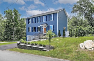 29 Graves Ave, North Smithfield, RI 02896