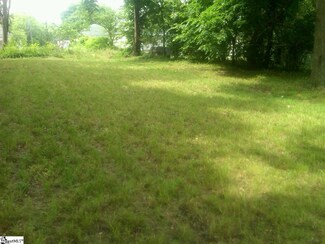 20 7th St, Greenville, SC 29611