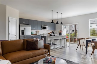 2100 Endeavor Run, Charlotte, NC 28269