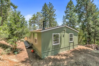235 Citadel Rd, Trail, OR 97541