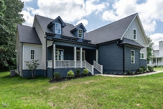 20 Tamaran Ct, Zebulon, NC 27597