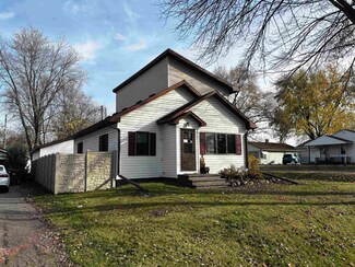 1413 S Prospect Ave, Marshfield, WI 54449