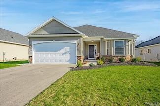 7017 James Francis Dr, Lockport-Town, NY 14094