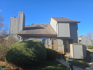 90 Sycamore Ct, Basking Ridge, NJ 07920