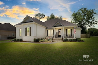 272 Chet Ave, Fairhope, AL 36532