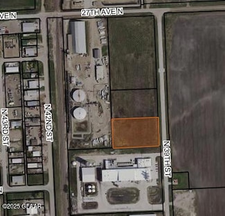 2515 N 39th St, Grand Forks, ND 58203