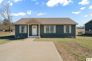 452 Glenview Dr, Horse Cave, KY 42749