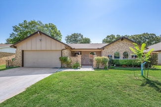 3008 Bluebonnet Ln, Bedford, TX 76021