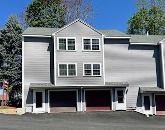 80 Smith St Unit 2A, Lowell, MA 01851