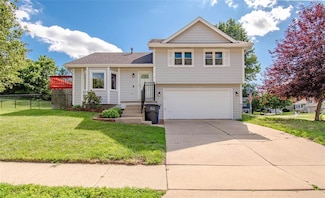 5420 SW 13th St, Des Moines, IA 50315