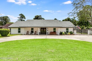 1734 E Willow St, Lafayette, LA 70501