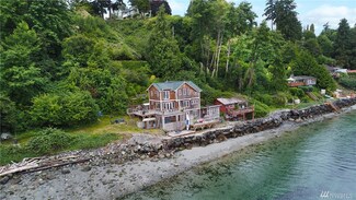 9712 SW Bunker Trail, Vashon, WA 98070