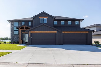 28504 Laurel Cir, Valley, NE 68064