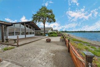 5429 Tsawwassen Loop, Blaine, WA 98230