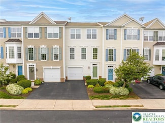 5221 Chandler Way Unit 205, Orefield, PA 18069
