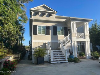 7213 Archers Creek Dr, Emerald Isle, NC 28594