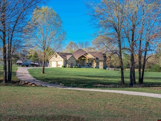 344 Old Military Rd, Mountain Home, AR 72653