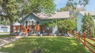 801 11th Ave SE, Minot, ND 58701